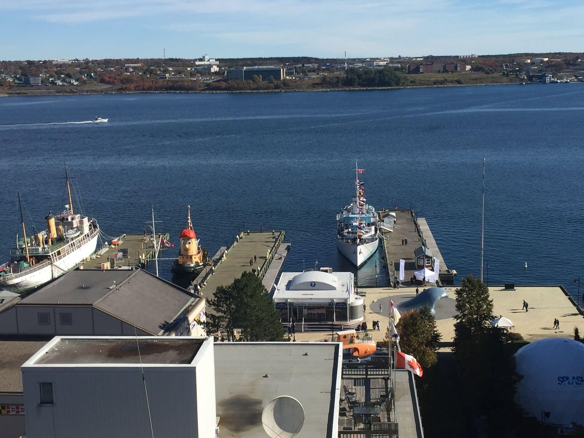 The Hollis Halifax - A Doubletree Suites By Hilton Exterior foto